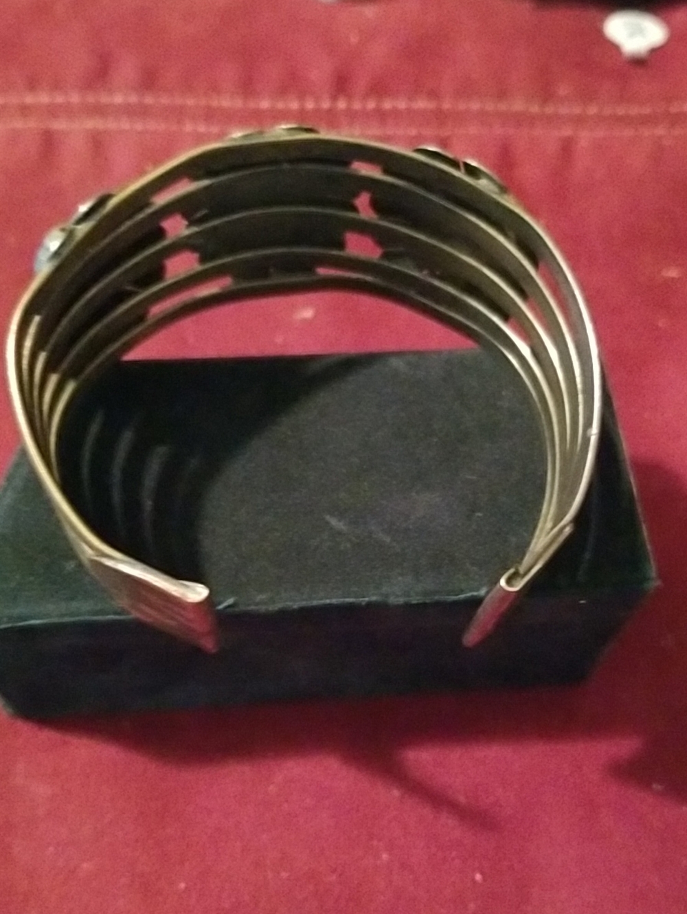 Egyptian revival Scarab Cuff Bracelet - Picture 4 of 7